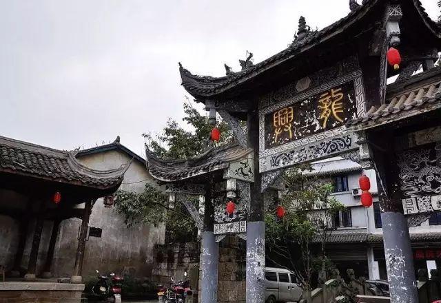 女生自己买房娘家要送什么？